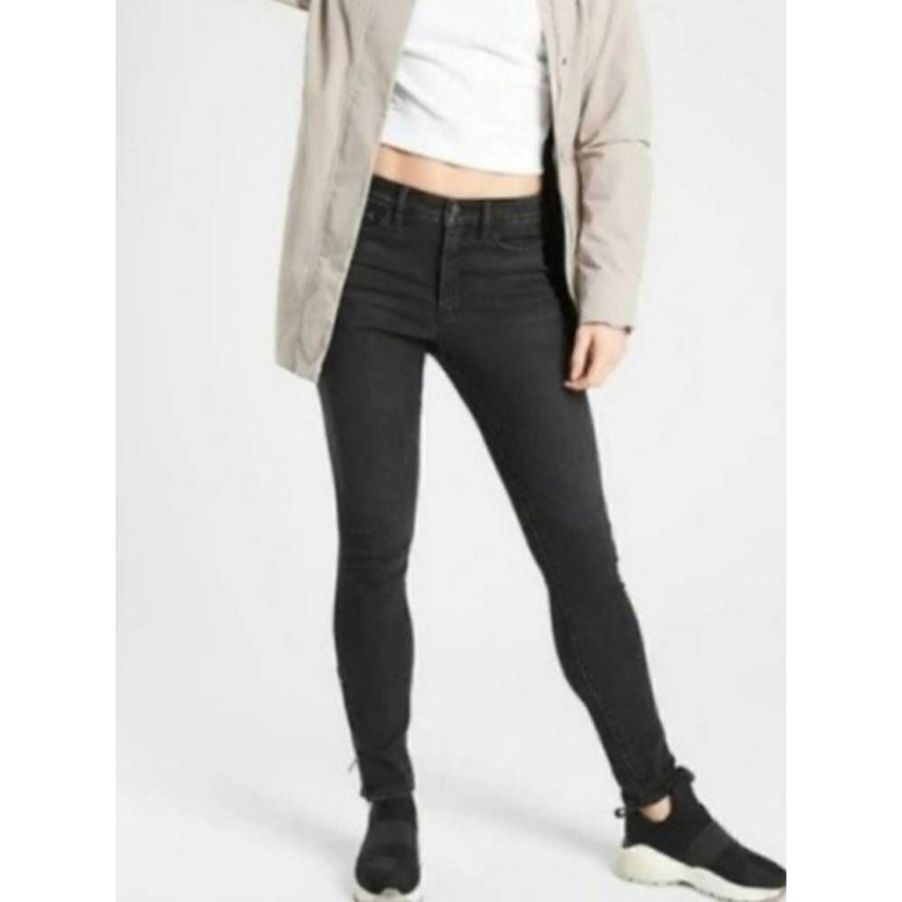 Athleta Sculptek black jeans size 4